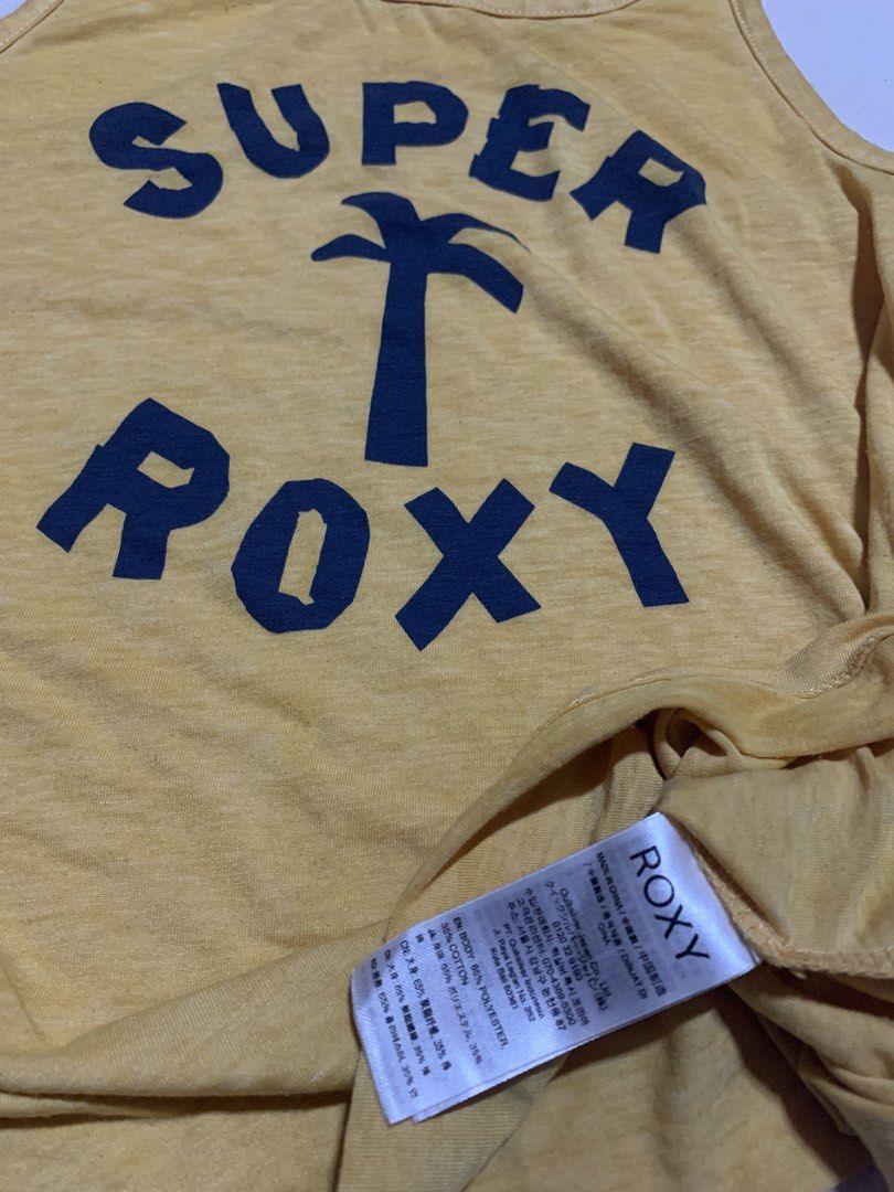 Roxy Tank Top (Category: Sleeveless) located in Kabacan. Submitted by mansourrrrrr (Listing ID 1465906711, Image 3). Description: Roxy Tank Top Size: XSmall-Small Excellent Condition .