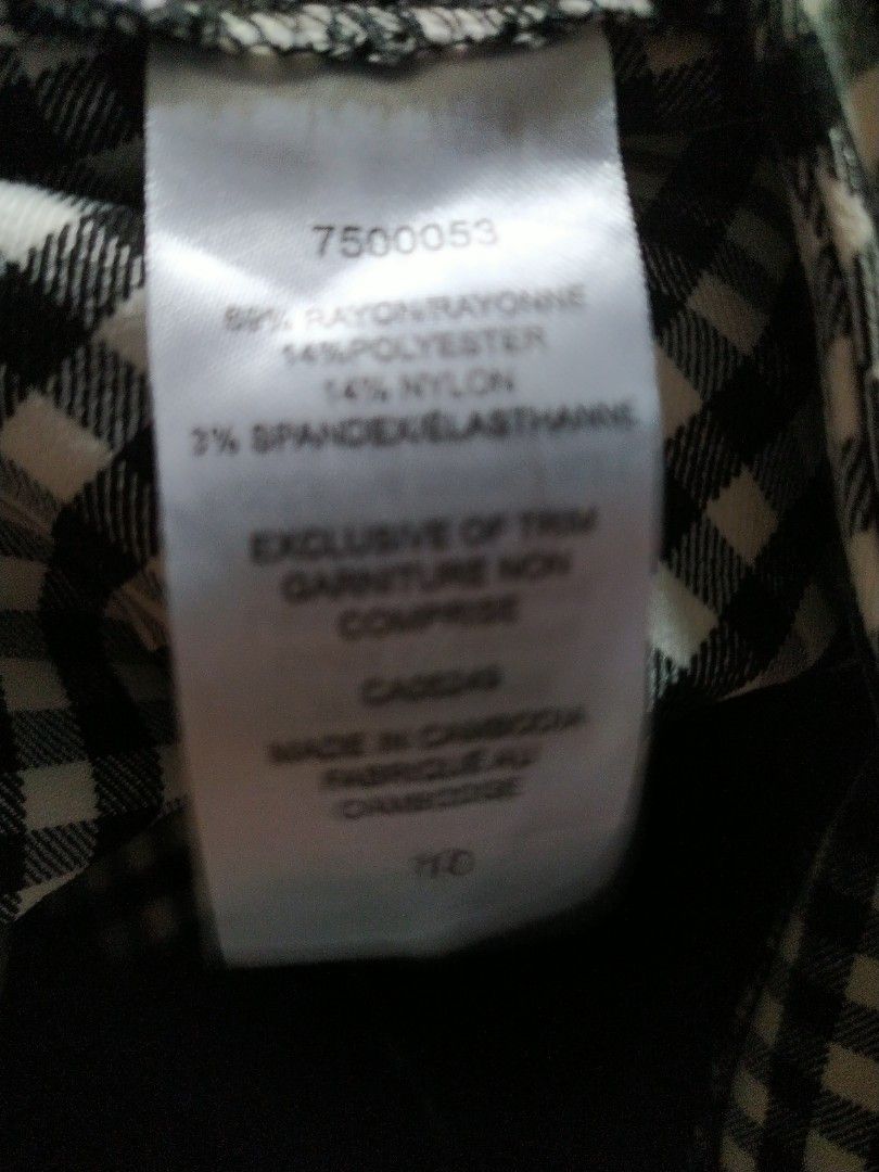S C & Co (Category: Jeans) located in Manila. Submitted by timtam04 (Listing ID 1465850392, Image 3). Description: 16inches waistline stretch.