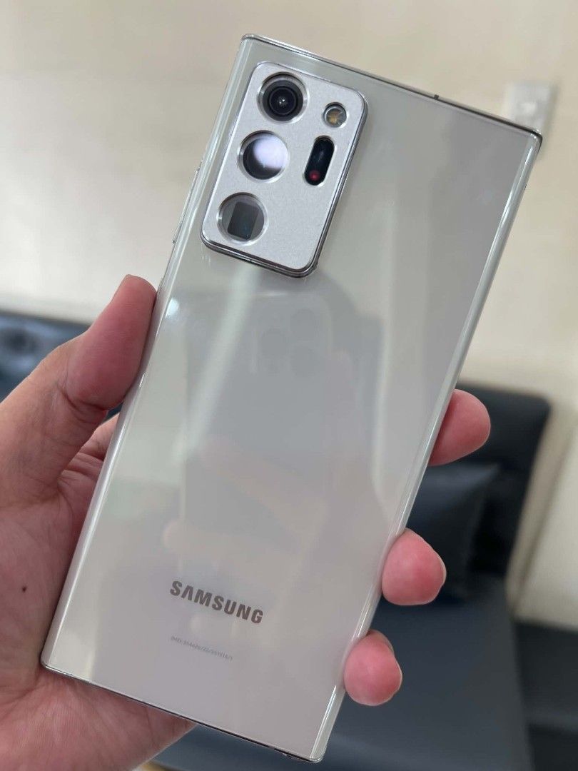 Samsung (Category: Samsung) located in Caloocan City. Submitted by ennis1831 (Listing ID 1465828147, Image 3). Description: Samsung Note 20Ultra 5G Dual sim 12 Gb Ram 256 Gb Rom smooth performance gaming phone smooth gamitin flagship phone Issue: Line kita nmn sa picture No other issue. soft touch at nagagamit ng maayos..