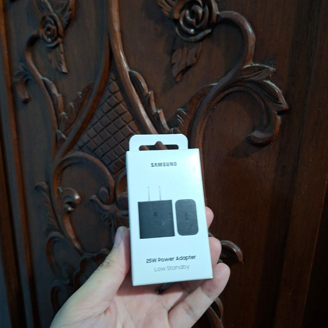 Samsung 25w super fast charger (Category: Craft Supplies & Tools) located in Pasig City. Submitted by thethinkers (Listing ID 1465760233, Image 2). Description: .