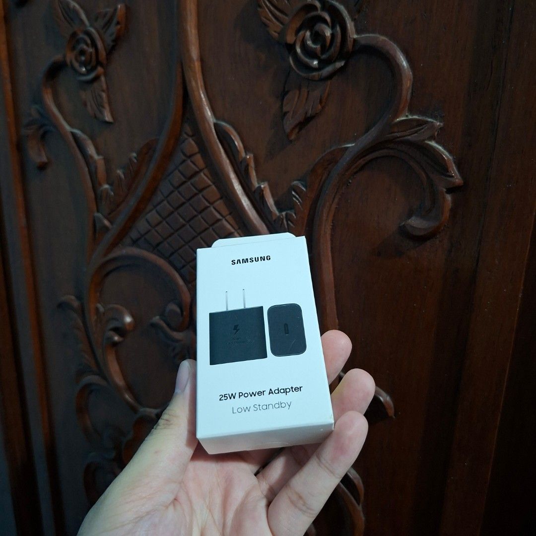 Samsung 25w super fast charger (Category: Craft Supplies & Tools) located in Pasig City. Submitted by thethinkers (Listing ID 1465760233, Image 3). Description: .