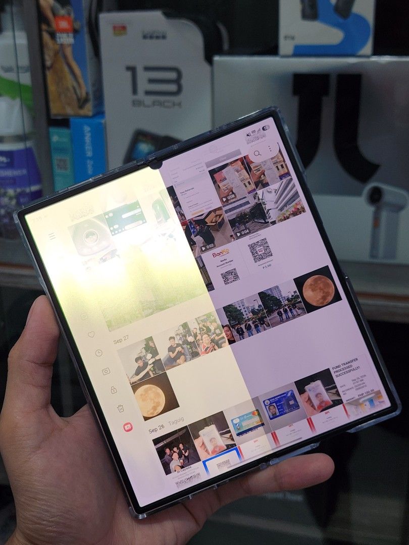 Samsung Fold6 512GB (Category: Samsung) located in Makati City. Submitted by itsmorkyyy (Listing ID 1465880353, Image 3). Description: issue: the inner big folding display has a greenish tint on the left side, but it is still fully functional with smooth touch response. the outer cover display works perfectly, so the phone can still be used as a regular everyday phone. everything else is 100% working, including the cameras, speakers, fingerprint 