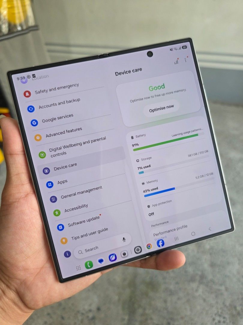 Samsung Fold 7 - 512gb - Taguig (Category: Samsung) located in Manila. Submitted by enego0421 (Listing ID 1465783981, Image 1). Description: Samsung Fold 7 - 512gb - Taguig - 45,500 nalang Minimal dent lang 12gb/512gb Factory unlock NtC approved Phone and phone case only.