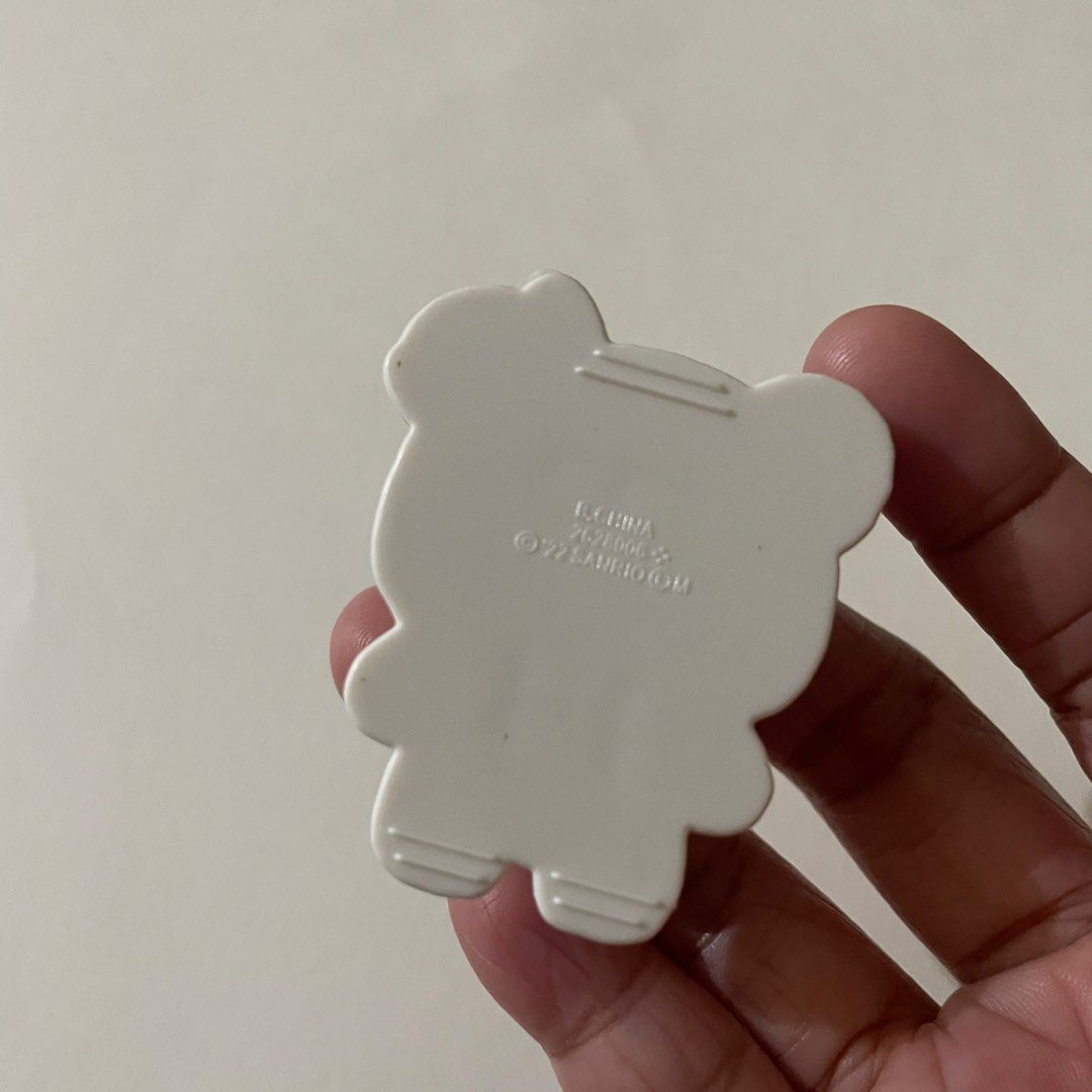 Sanrio Hello Kitty Clip (Category: Other Stationery & Craft) located in Butuan. Submitted by paperlueur (Listing ID 1465866729, Image 2). Description: .