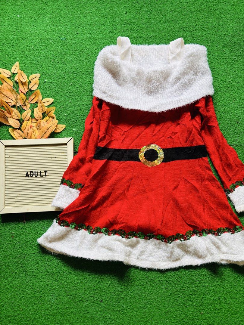 santa dress (Category: Dresses) located in San Mateo. Submitted by ariakid47 (Listing ID 1465950074, Image 1). Description: .