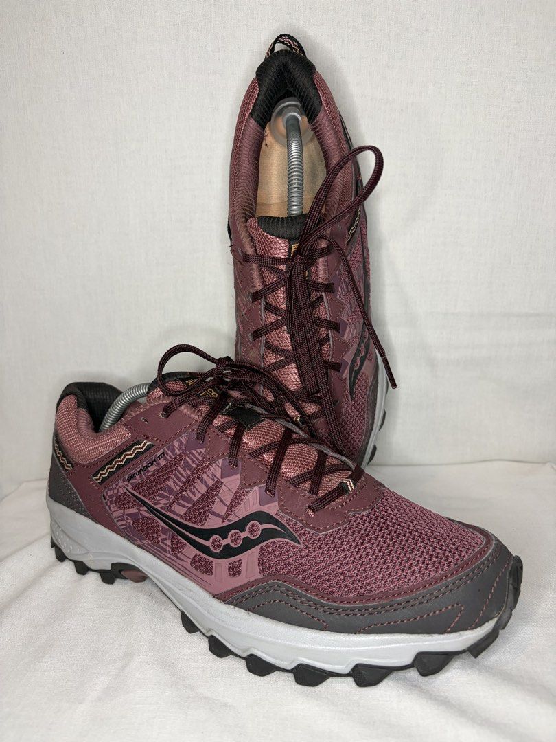 Saucony Excursion TR15 (Category: Sneakers) located in Cainta. Submitted by natesar1021822 (Listing ID 1465942972, Image 2). Description: Size 12 womens/Size 10.5 men.