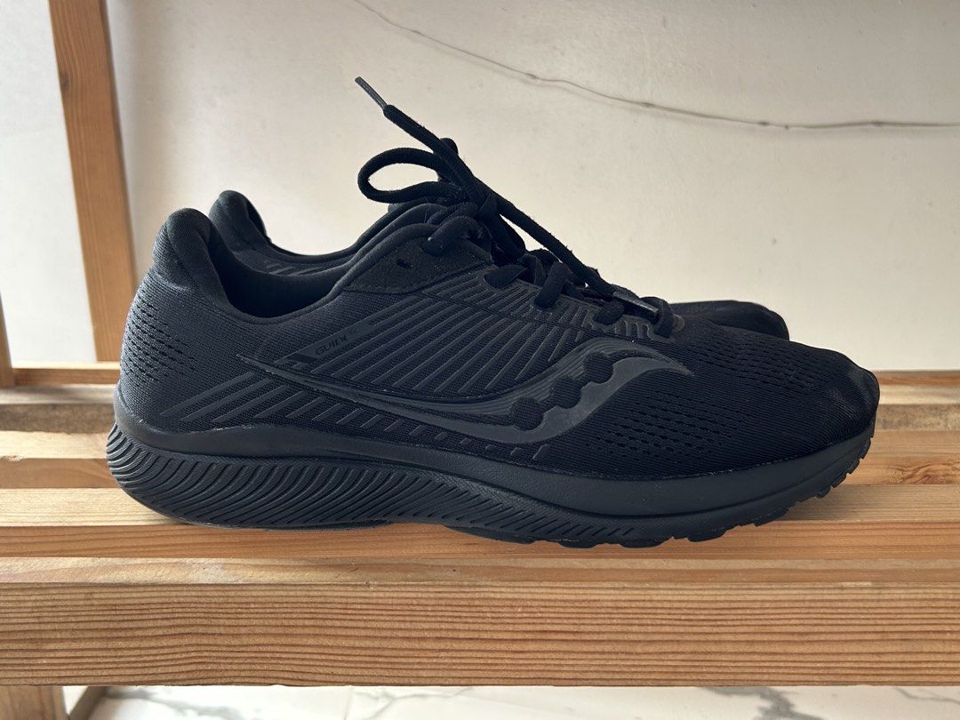 SAUCONY RUNNING SHOES (Category: Sneakers) located in Allen. Submitted by thriftli.a1d574 (Listing ID 1465889711, Image 1). Description: .