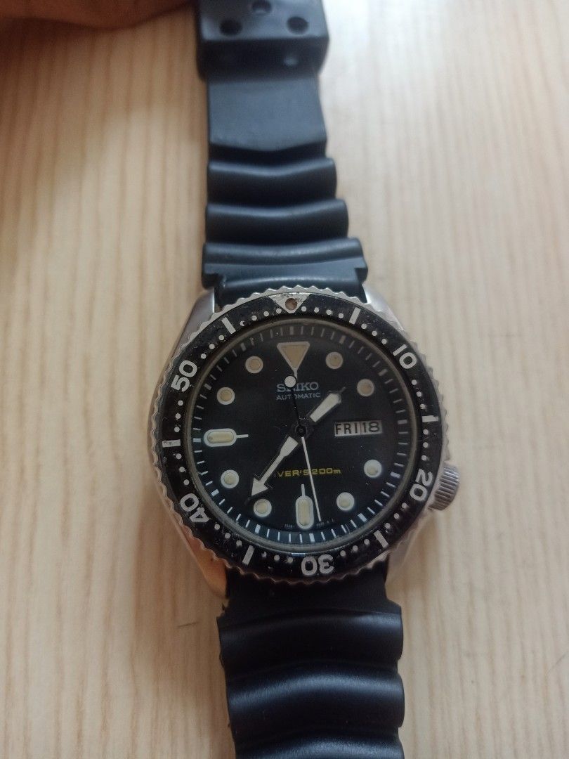 Seiko automatic (Category: Men's Watches) located in Las Pinas. Submitted by the_recycle_shop (Listing ID 1465764929, Image 1). Description: Original 7s26 seiko automatic 42mm large good working condition.