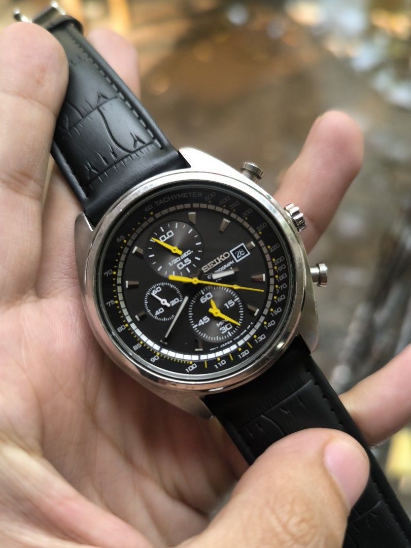 SEIKO CHRONOGRAPH SNDF85 (Category: Men's Watches) located in Iriga City. Submitted by chris569 (Listing ID 1465890920, Image 2). Description: Seiko SNDF85 chronograph watch All original head 7t92 quartz movement 43mm case diameter PRICE: 3500 Open for nationwide shipping via LBC Iriga City, Camarines Sur.