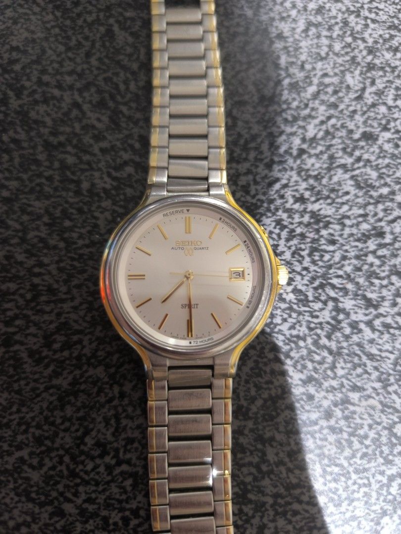 SEIKO SPIRIT (Category: Luxury Watches) located in Manila. Submitted by sxynss (Listing ID 1465941404, Image 1). Description: Seiko Spirit Missing button Original Strap Complete Strap In good condition Auto Quartz.