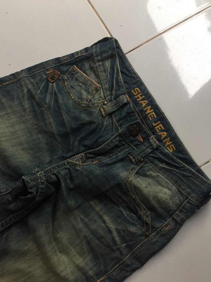 SHANE JEANS WASH STRAIGHT BOOT CUT (Category: Jeans) located in Davao. Submitted by hook_n_wear (Listing ID 1465858129, Image 3). Description: SIZE/DIMENSIONS W-33 L-41 H-9 NO ISSUE HARD/HEAVY.