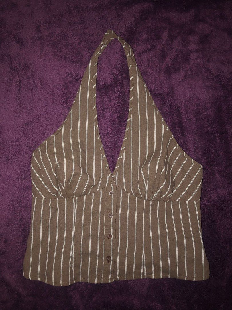 SHEIN Halter Backless Top Size Small to Medium (Category: Others Tops) located in Calamba. Submitted by kiyanc3 (Listing ID 1465931966, Image 1). Description: No Issue - Small to Medium - Can Open Buttons ! Color may vary due to lighting !.