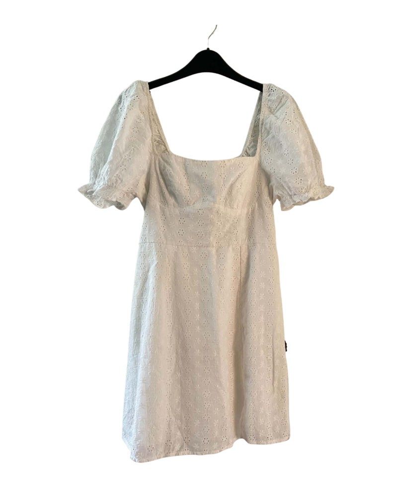 Shein Mini Dress (Category: Dresses) located in Tagum. Submitted by declutterflyy (Listing ID 1461128705, Image 1). Description: .