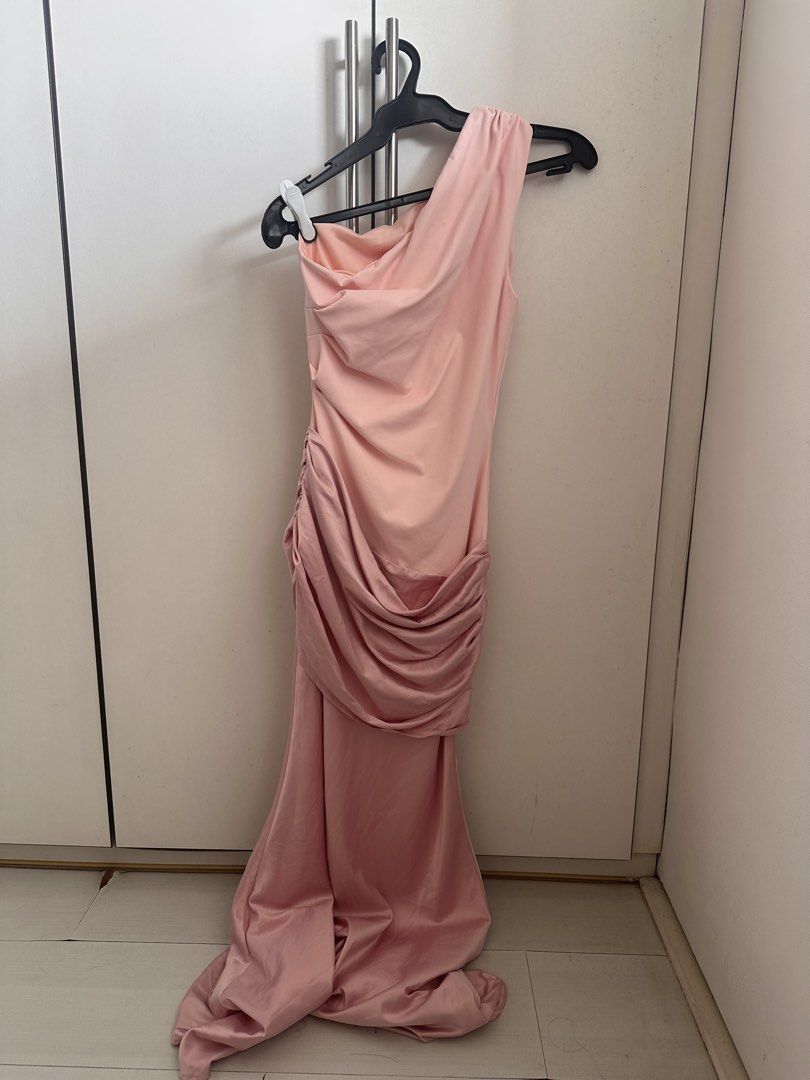 SHEIN PINK ASYMMETRIC GOWN (Category: Evening dresses & gowns) located in Manila. Submitted by idbsells (Listing ID 1465827373, Image 1). Description: USED ONCE ‼️ RFS‼️ DECLUTTERING.