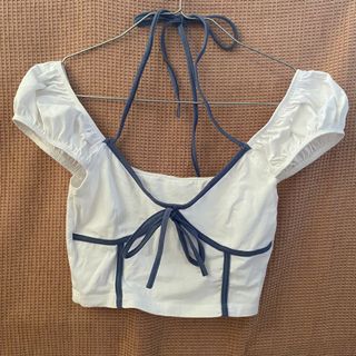 (Category: ) located in . Submitted by declutteredbyglai (Listing ID 1465832989, Image 1). Description: .