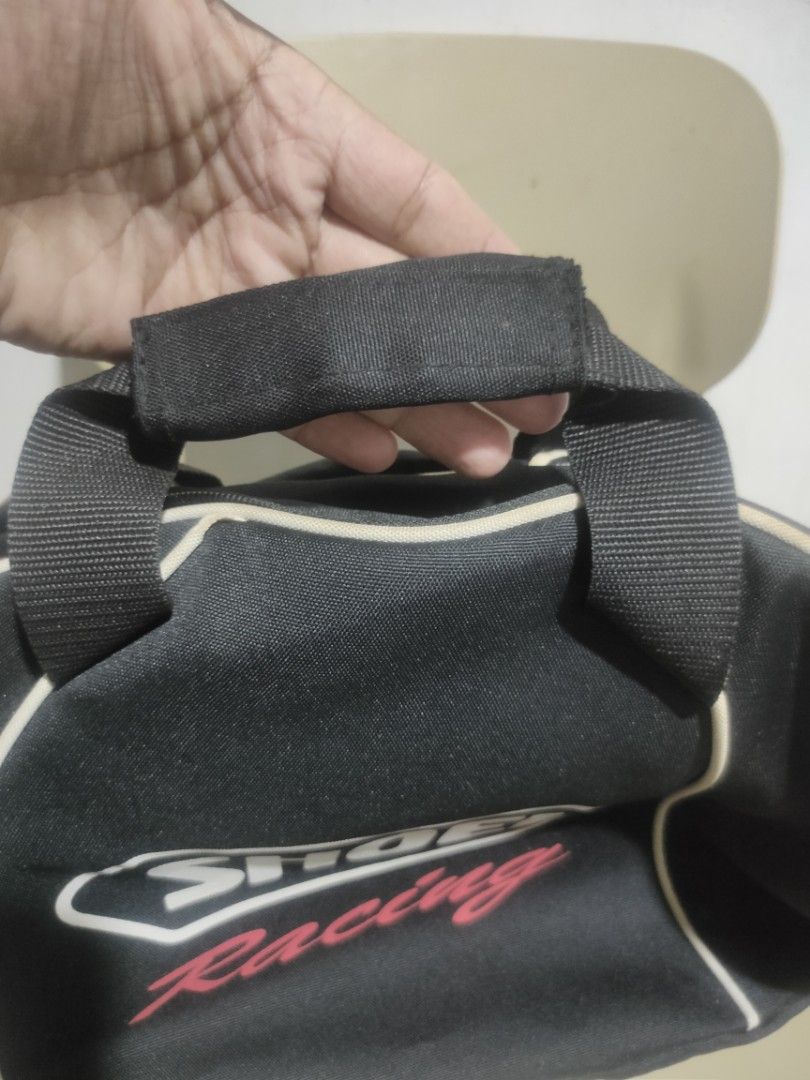 Shoei helmet bag (Category: Sling Bags) located in Daet. Submitted by thriftnidiegz (Listing ID 1465892806, Image 2). Description: excellent condition no issue need wash.