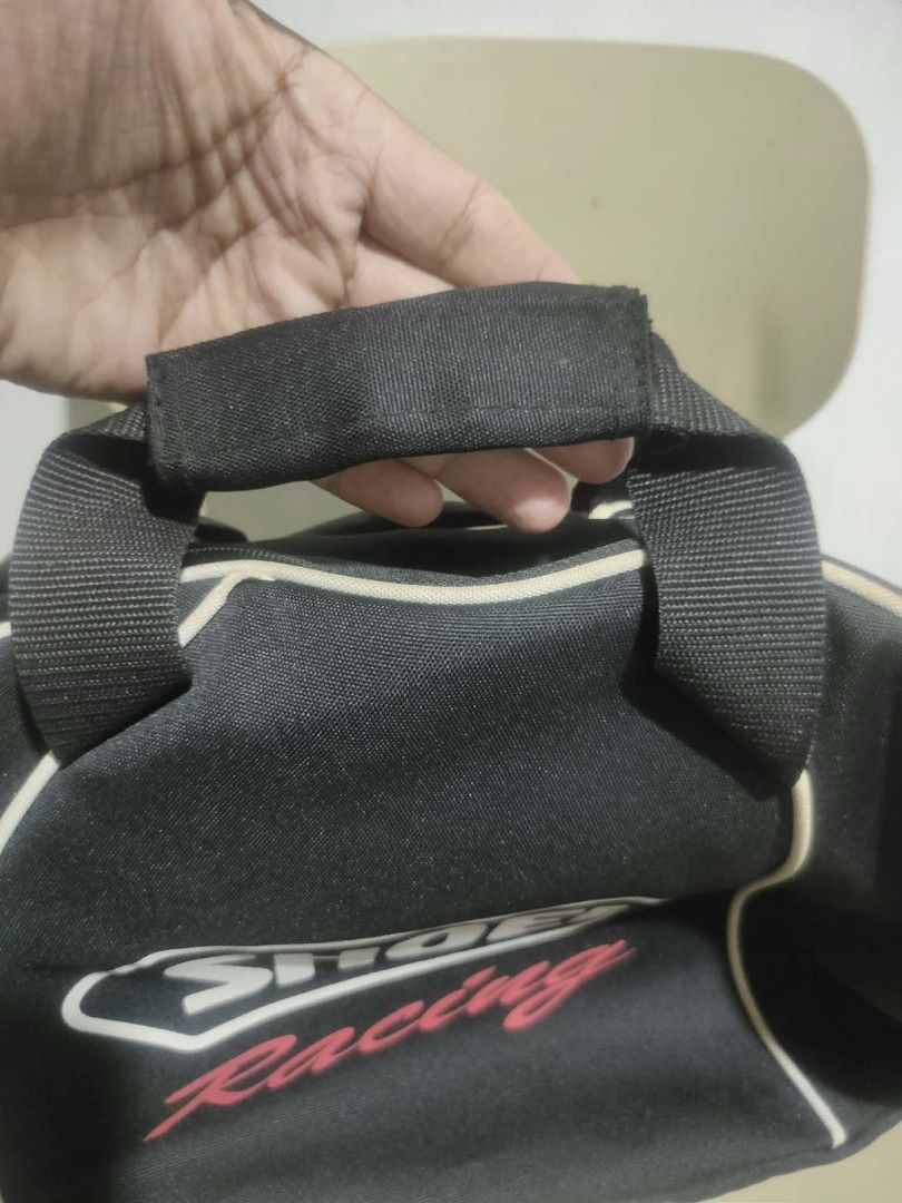 Shoei helmet bag (Category: Sling Bags) located in Vinzons. Submitted by kspabico07187 (Listing ID 1465893654, Image 2). Description: Excellent condition No issue Need wash.