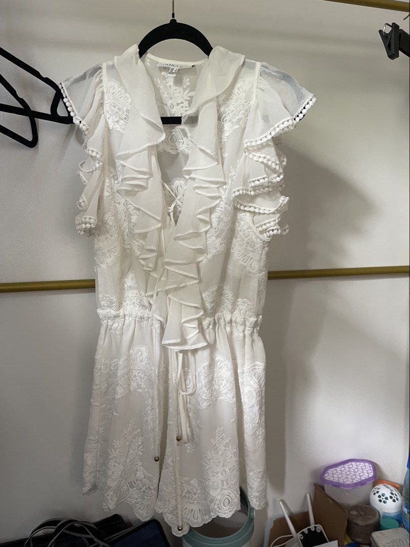 Shonajoy white ruffle romper (Category: Rompers) located in Caloocan City. Submitted by sophie.beaver08-33478 (Listing ID 1465771283, Image 1). Description: Hq fabric Small-med .