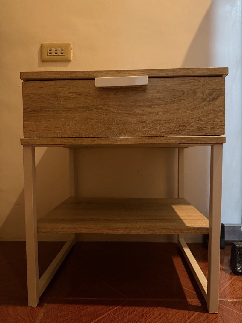 Side table (Category: Tables & Sets) located in Quezon City. Submitted by gem_210 (Listing ID 1465786160, Image 1). Description: > Has flaws > Open for negotiation > DM for more pictures *Buyer will book if delivery.