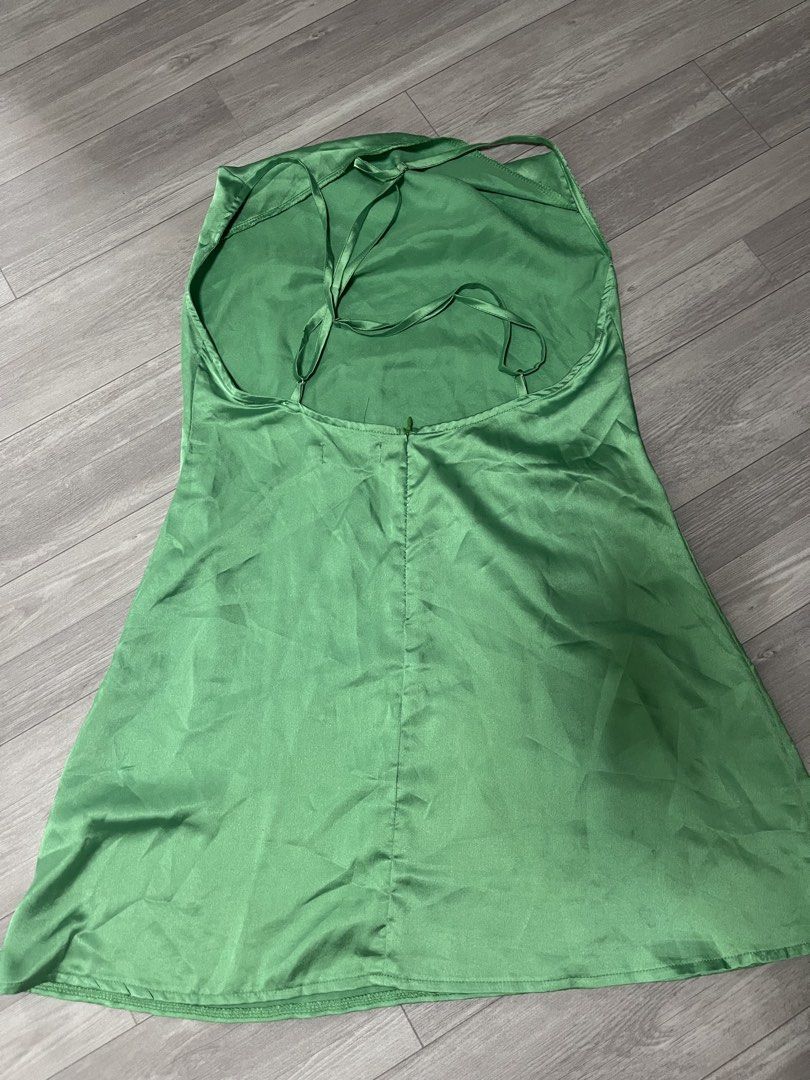 SILK GREEN DRESS (Category: Dresses) located in Quezon City. Submitted by closetbyellie_ (Listing ID 1465882602, Image 2). Description: SILK GREN DRESS - Backless - Fits S-M - Adjustable Straps .
