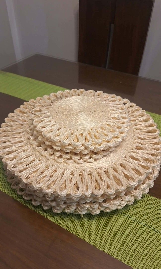 Sinalapid Placemats with coaster ( price is per set) (Category: Other Kitchenware & Tableware) located in Malabon City. Submitted by letletolmilla (Listing ID 1465917078, Image 3). Description: ‼️On hand & Ready to ship‼️.