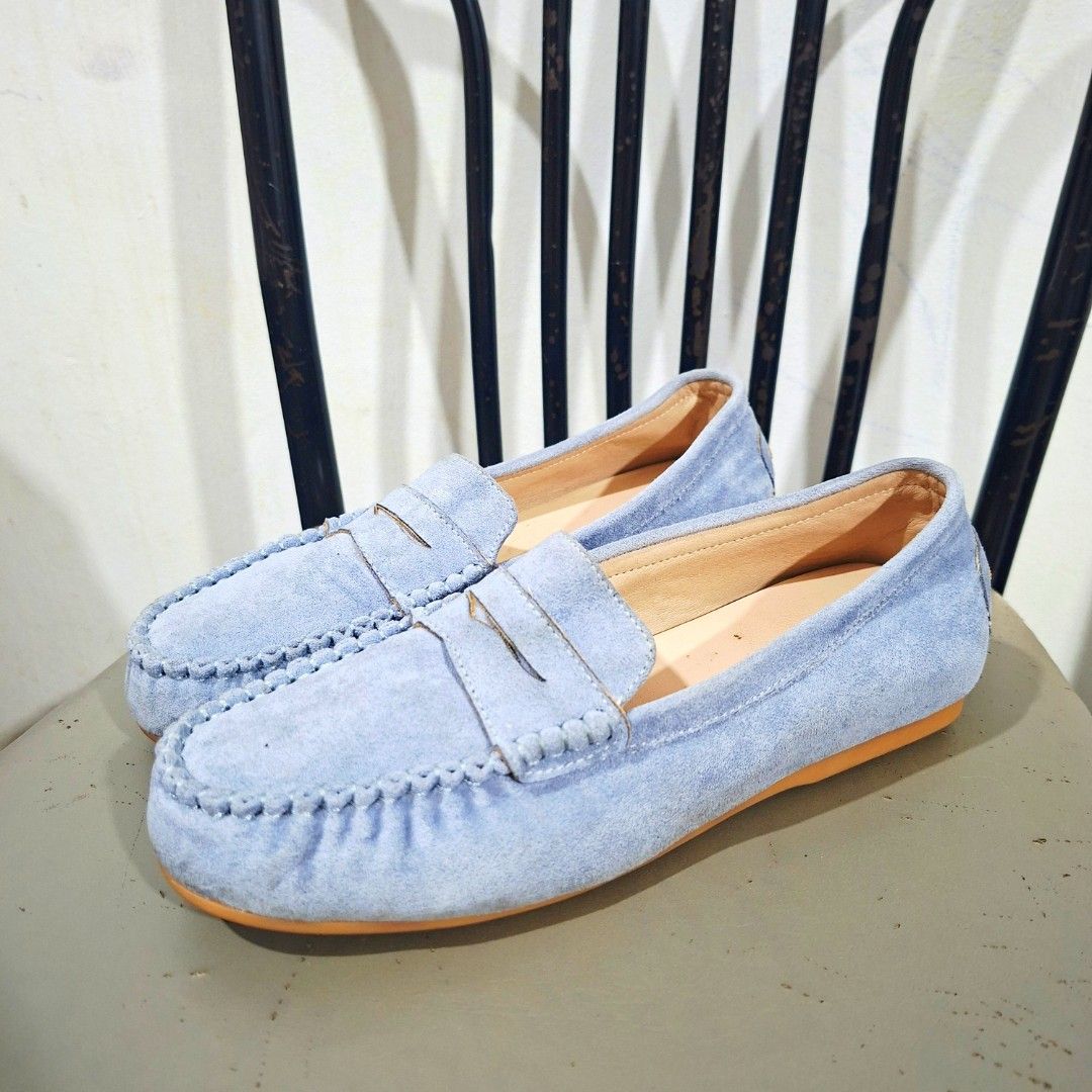 Size 37 Suede Flat Loafers Light Blue (Category: Loafers) located in Cagayan de Oro. Submitted by langscloset (Listing ID 1465874956, Image 2). Description: in very good preloved condition. no major issues at all. size 37. .