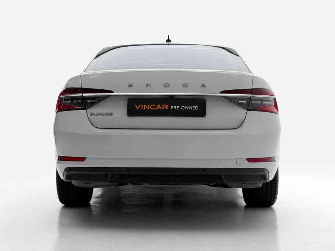 SKODA Superb 2.0 TSI Ambition (A) (Category: Used Cars) located in Singapore. Submitted by vincar_pre-owned (Listing ID 1465892664, Image 3). Description: 1 owner, well maintained. The Superb is known for its large interior space, comfortable ride and huge boot capacity, making it perfect for both daily commuting and family use. A practical continental sedan with premium features and strong driving performance. Contact us today to arrange a viewi