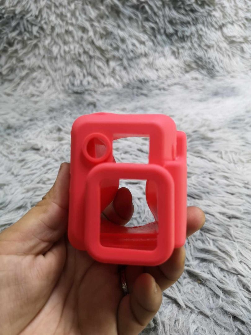 Small Digital Camera Silicone Protective Case (Category: Other Photography Accessories) located in Santa Cruz. Submitted by jmy_surplus.2 (Listing ID 1465902492, Image 2). Description: Size ; L - 3.4 W - 4.5 Color ; Red Type ; Camera Case Brand ; No brand Material ; Silicone Style ; Red Silicone Digital Camera Case LG 113 JMY 5 Batch #224.