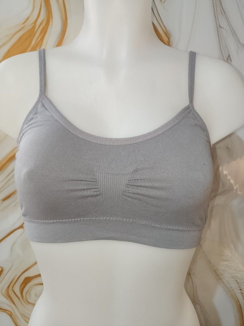 Small to medium grey bra not padded (Category: Undergarments & Loungewear) located in Manila. Submitted by truecrystal-1407 (Listing ID 1465764785, Image 2). Description: u can insert pads if u want.