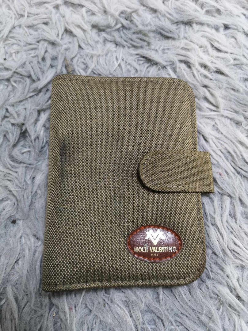 Snap Tab Closure Textured Fabric Planner (Category: Stationery & School Supplies) located in Santa Cruz. Submitted by jmy_surplus.2 (Listing ID 1465882076, Image 1). Description: Size ; L - 6 W - 4.3 Color ; Brown Type ; Planner Cover Brand ; No brand Material ; Fabric Style ; Fabric Planner Cover LR 129 JMY 5 Batch #224.