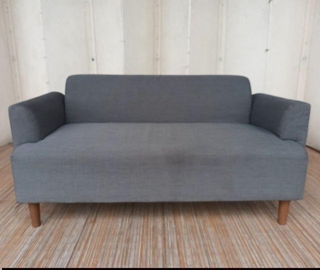 Sofa (Category: Sofas) located in Meycauayan. Submitted by marygracecasimiro (Listing ID 1465870118, Image 3). Description: Ikea Hemlingby Loveseat L57 x W28 x H16/28 Price: 8,900💚.
