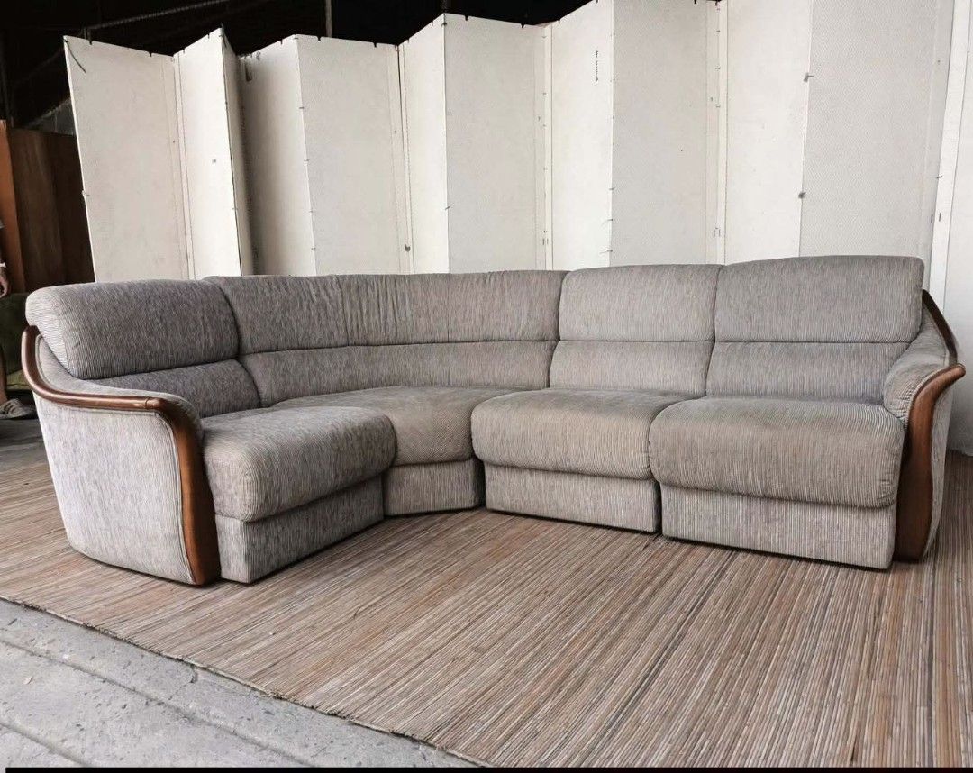 Sofa (Category: Sofas) located in Meycauayan. Submitted by marygracecasimiro (Listing ID 1465916295, Image 3). Description: Curved Modular Corner Sofa 4-5 Seater / Curved Wood Armrest L98 x W33 x H13/27 Price: 17,500♥️.