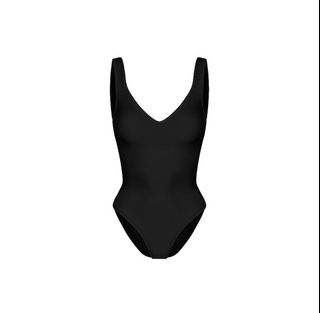 (Category: ) located in . Submitted by ldlcloset (Listing ID 1465841364, Image 1). Description: .