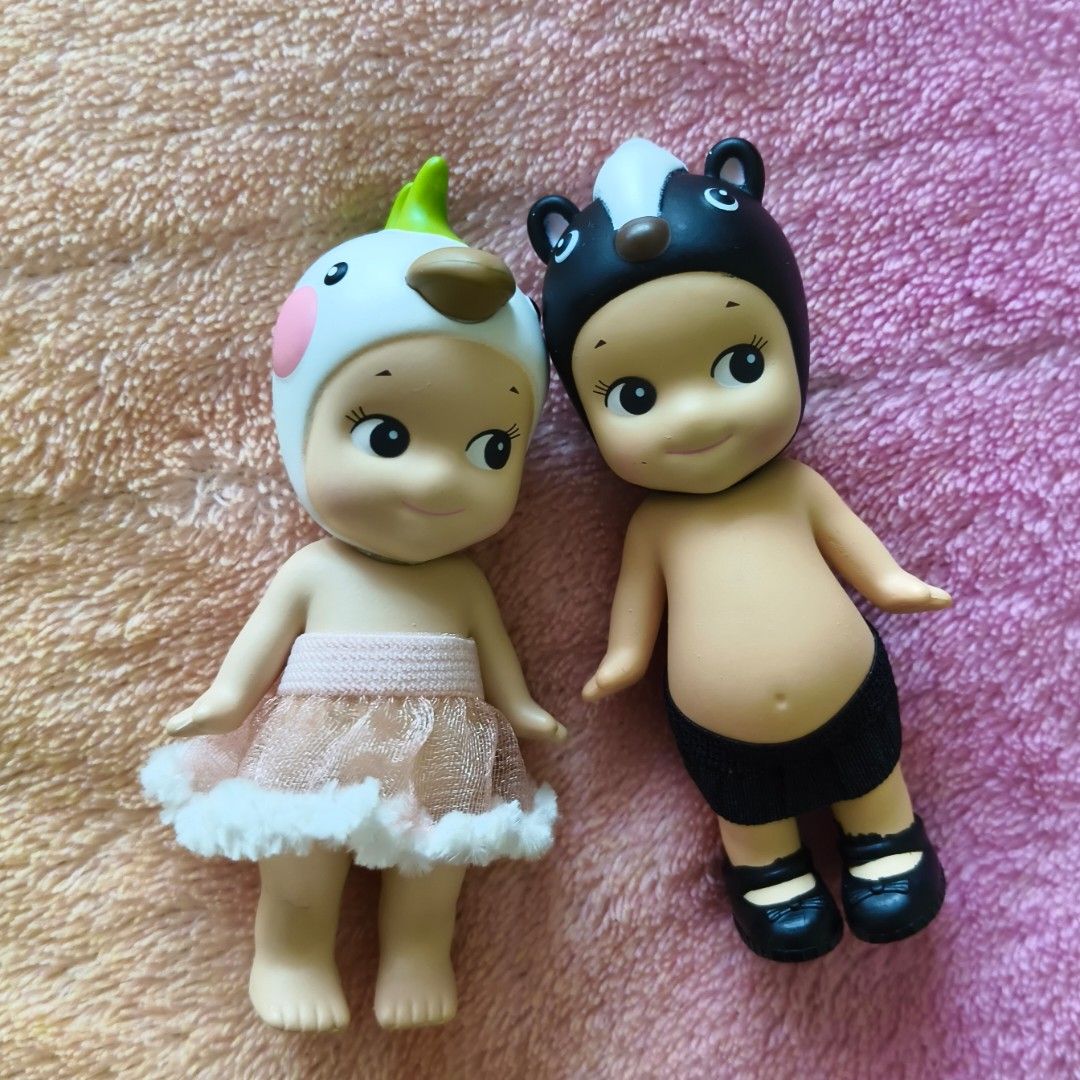 sonny angel parrot and skunk bundle (Category: Designer & Blind Box Toys) located in Lucban. Submitted by cherieshe (Listing ID 1465797173, Image 2). Description: authentic sonny angels bundle ⊹ ࣪ ˖ ໒꒱ parrot ₱280 & skunk ₱350 x sensi has slight marks / manuf defect clothes included has bnf and rbnf 630 + sf rfs: need funds.