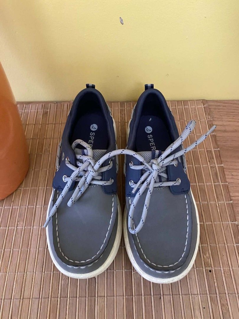 Sperry kids Shoes (Category: Babies & Kids Fashion) located in Makati City. Submitted by larasdowry (Listing ID 1465946842, Image 1). Description: Features a breathable slip-on design, speckled laces, and a grippy rubber sole. Plenty of life left. Will clean before shipping. Perfect for casual wear!.
