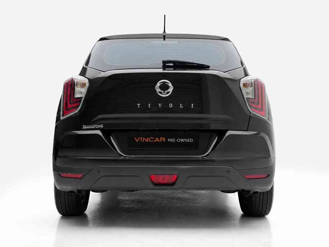Ssangyong Tivoli Diesel 1.6 Standard (A) (Category: Used Cars) located in Singapore. Submitted by vincar_pre-owned (Listing ID 1465807229, Image 3). Description: The Tivoli is actually a surprisingly good budget compact SUV, particularly if you value fuel economy and low-end pulling power. For a relatively small SUV, the Tivoli is quite spacious. The rear seats are particularly good for the class. Contact us for a viewing now! Features: Reliable 