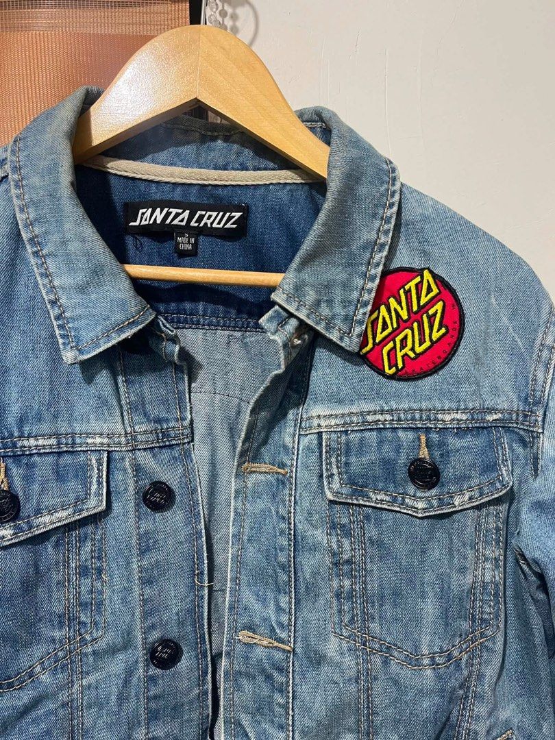 Sta Cruz (Category: Coats, Jackets and Outerwear) located in Surigao. Submitted by anc_thrift_shop_2019 (Listing ID 1465929446, Image 3). Description: Santa cruz Denim Jacket -excellent condition -21x27 -medium to large frame -all hardware may Santa cruz logo - solid 🔥 -authentic 💯 -Dm ‼️.