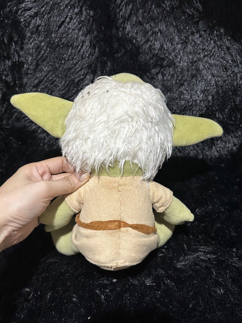 Star Wars stuff toys (Category: Announcements) located in Caloocan City. Submitted by rqueenluxuryph (Listing ID 1465781619, Image 3). Description: Stuff toys from star wars Declutter New po yan nakadisplay lang .