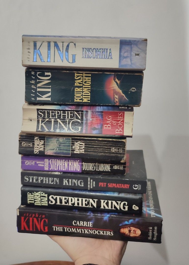 Stephen King books for sale (Category: Storybooks) located in Valenzuela. Submitted by esnoppy (Listing ID 1465834324, Image 1). Description: prices for each insomnia - 300 four past - 300 bag of bones - 150 dark half - 300 dolores claiborne - 150 pet sematary - 450 dark half HB - 550 carrie/tommyknockers HB - SOLD all are negotiable if 2 or more kukunin 2500 take all negotiable pag kukunin agad pm for more pics of condition Loc: Valenzuela Lalam