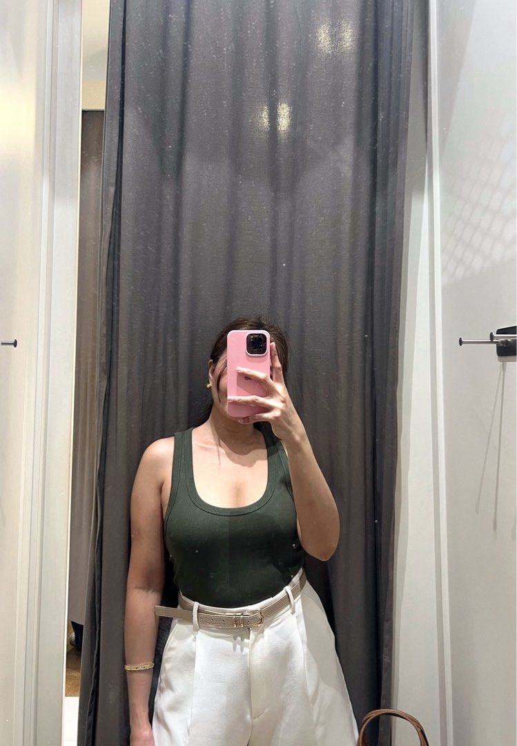 ♦️ONHAND♦️ Stradivarius Cotton Ribbed Top (Category: Sleeveless) located in Manila. Submitted by charmscollections (Listing ID 1465906610, Image 3). Description: Brand New with Tag and Ready to Ship 💯% Authentic Actual when worn medium size Color : Brown , Green MOP - GCash•BPI•UB .