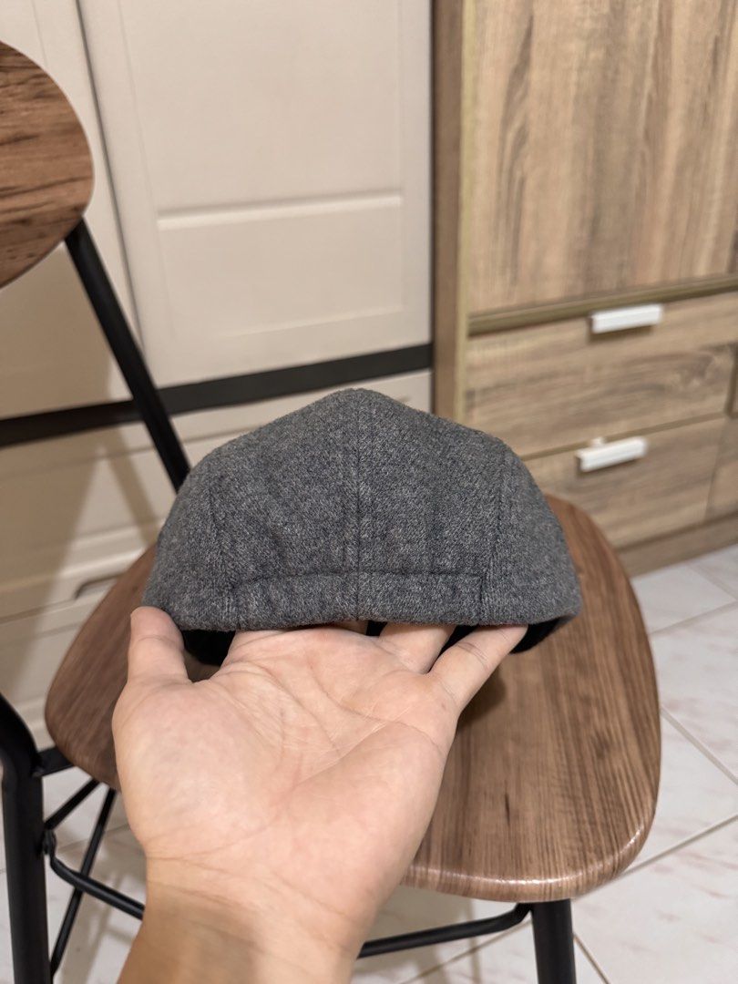 Supreme - 5 panel Cap (Category: Activewear) located in Cabuyao City. Submitted by _streetflavor (Listing ID 1465800151, Image 2). Description: Supreme - 5 panel Cap Excellent Size: M-L -2,300 pesos Dm.
