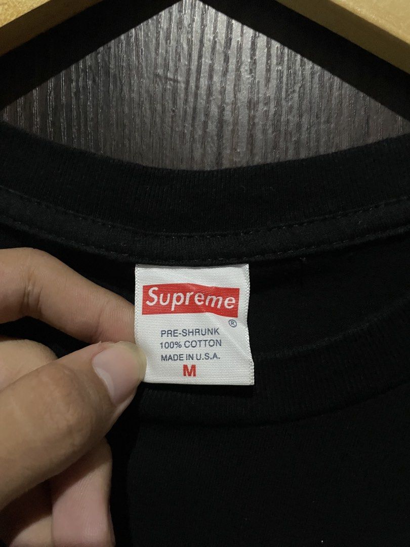 SUPREME TSHIRT (Category: Tshirts & Polo Shirts ) located in Cagayan de Oro. Submitted by dwight_666 (Listing ID 1465865366, Image 3). Description: SUPREME T-SHIRT size medium on tag 19.5x28 complete tags as new condition flawless no issue color rate: 10/10 black na black.