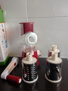 （分類：）位於 。 由 danielero00359 提交（商品編號 1465810073，圖片 1）。簡介： 。