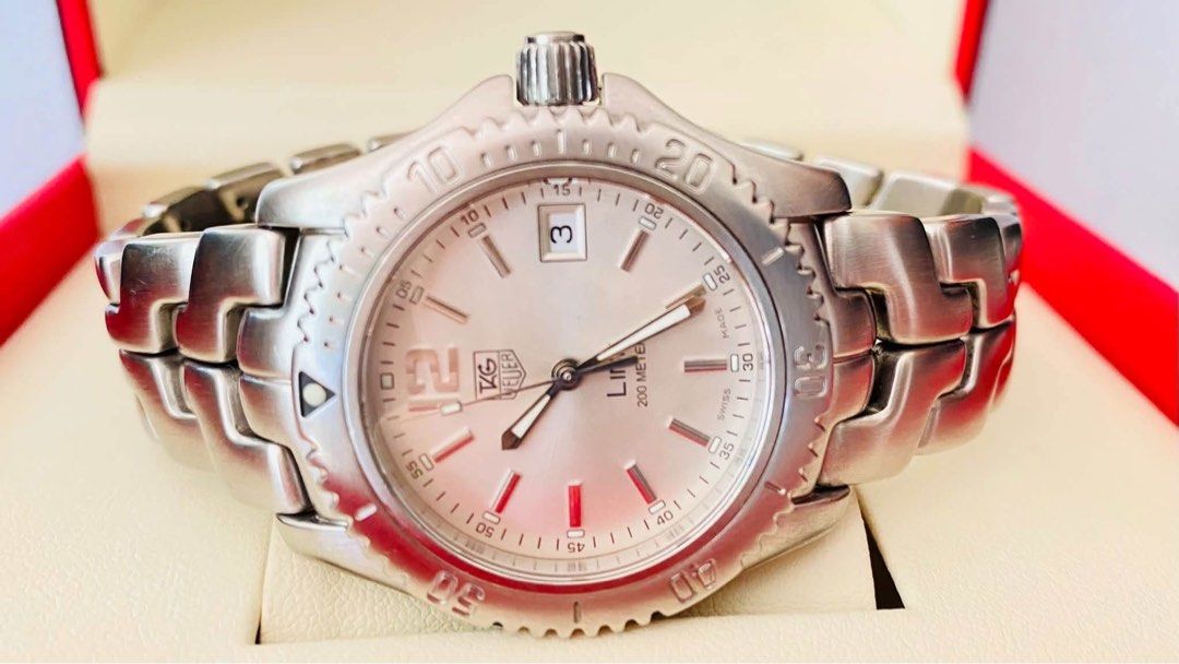 Tag Heuer Link Watch (Category: Men's Watches) located in Manila. Submitted by annafinds (Listing ID 1465847350, Image 3). Description: ₱29,800 Auth Tag Heuer Link Watch for Men’s -36mm Case Size -Sapphire Glass -Silver Dial -Swiss Made -Stainless Steel -Quartz Movement -Small to Large Wrist Size -With Provided Box -In Excellent Condition 📌Disclaimer:📌 I Claim to be a Legit Watch Reseller. All Products, Names, Brands, and Logos are owned by the