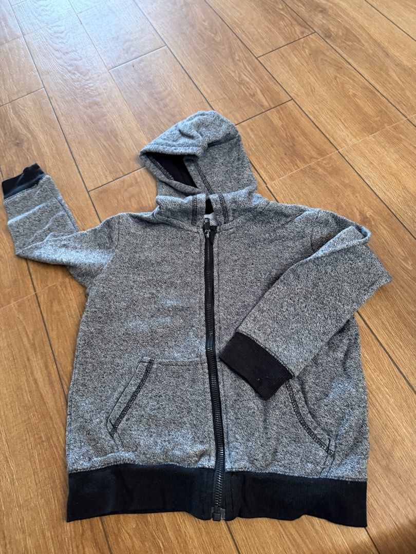 Take all! Jordan kids (Category: Babies & Kids Fashion) located in Vigan. Submitted by yagotala (Listing ID 1465775241, Image 1). Description: - Color: Gray heathered with black contrast trim and orange inner collar - Size: EUR 98/104 (US 2-4Y) - Material: Soft, comfortable knit fabric - Features: Full zip front, two front pouch pockets, hood - Condition: Excellent / Ready to wear - Perfect for daily casual use and chilly days!.