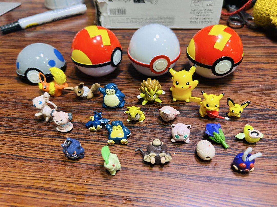 Take All Pokemon Mini Figures and Poké Balls Collection (Category: Figurines & Statues) located in Manila. Submitted by starbalesukandjapansurplus (Listing ID 1465836944, Image 1). Description: - Pokémon mini figure bundle with 4 Poké Balls - Includes classic characters: Pikachu, Snorlax, Eevee, Mew, Bulbasaur, Jigglypuff, and others - Condition: Minor paint wear from play and storage - Ideal for collectors and display shelves - Selling as a set.