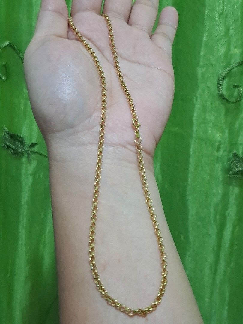 Tauco Gold chain necklace (Category: Necklaces) located in Caloocan City. Submitted by michelle.golveo (Listing ID 1465774064, Image 3). Description: 🔗 TAUCO CHAIN ✨ BRAND NEW • ON HAND 💛 18K GOLD • PAWNABLE 📏 SIZE 18.