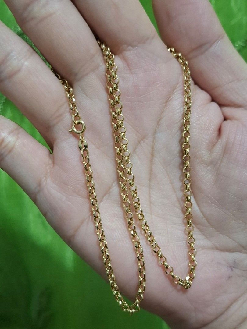 Tauco Gold chain necklace (Category: Necklaces) located in Caloocan City. Submitted by michelle.golveo (Listing ID 1465774064, Image 2). Description: 🔗 TAUCO CHAIN ✨ BRAND NEW • ON HAND 💛 18K GOLD • PAWNABLE 📏 SIZE 18.
