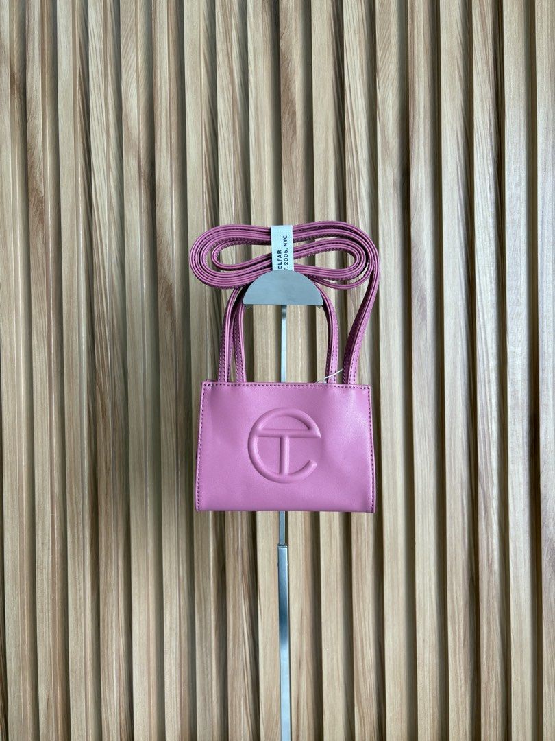 TELFAR SMALL SHOPPING BAG IN CORNED BEEF (Category: Tote Bags) located in Imus. Submitted by dumpitlikeaqueen (Listing ID 1465790977, Image 1). Description: • From the U.S. • With tag, dust bag & zip bag • Open for layaway • Instagram Shop: @dumpitlikeaqueen.