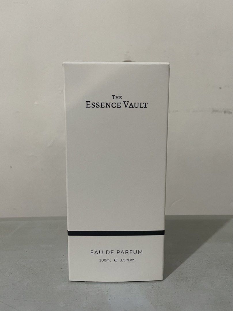 The Essence Vault No. 137 EDP 100 ml (Category: Fragrance & Deodorants) located in Iloilo. Submitted by sesamhie_ (Listing ID 1465905306, Image 2). Description: The Essence Vault Eau de Parfum 100 ml - alternative inspired by Chanel Chance Eau Tendre - new and never used.